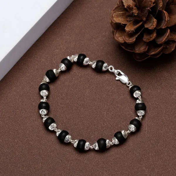 925 silver karungali bracelet wholesaler in Ahmedabad