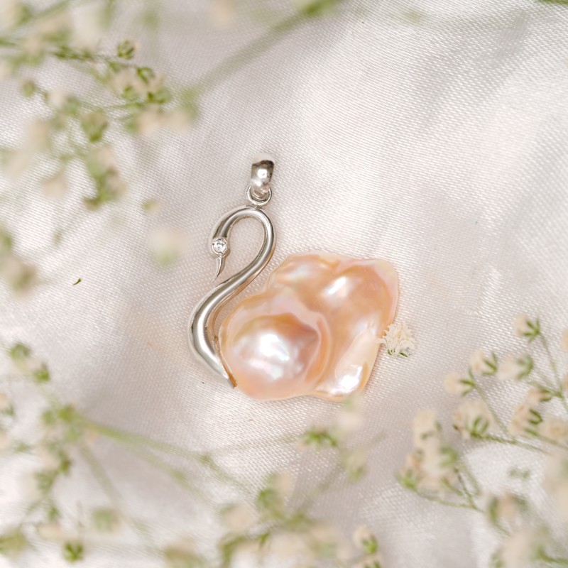 Silver 925 Swan Peach Pearl Pendant
